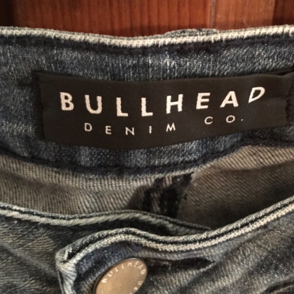 Jeans - Picture 2 of 3
