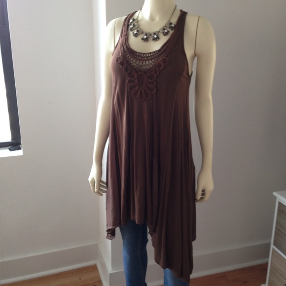 NWOT NY&CO Chiffon Paneled Flowy Top