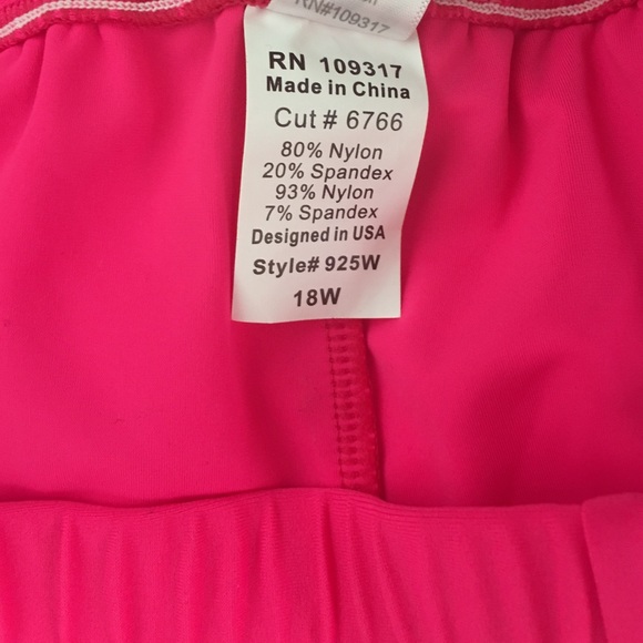 NWT rose color cover up swim shorts in size 18W - Picture 4 of 4