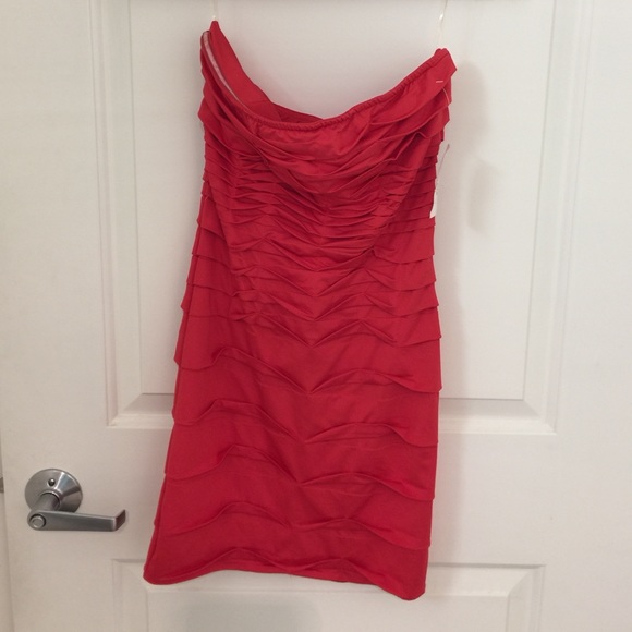 New with tags coral bodycon dress