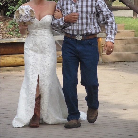 Dresses & Skirts - Wedding dress