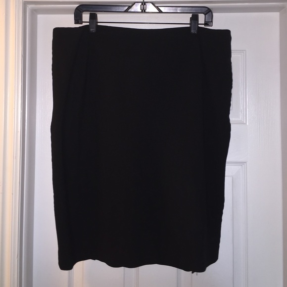 Bitten by Sarah Jessica Parker Pencil skirt