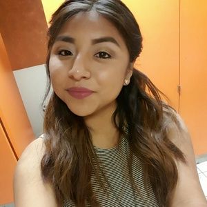 Meet your Posher, Iris