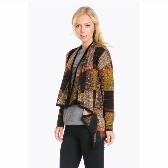 Must go Plaid Pattern Cardigan - Picture 3 of 6