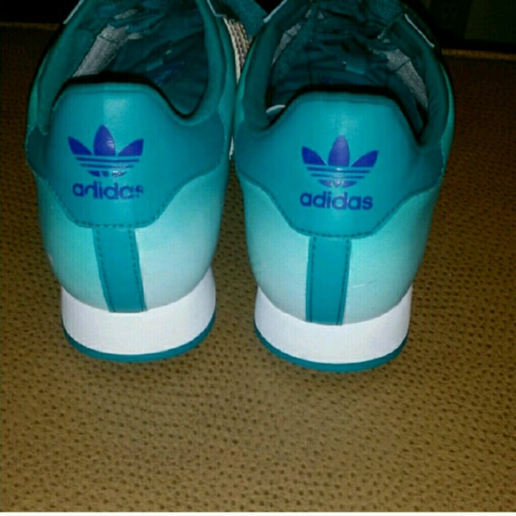 Adidas Samoa womens