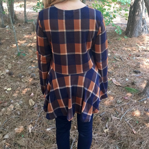 Checkered camel top - Picture 2 of 2