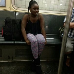 Meet your Posher, Bola