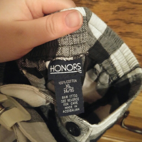 🔵 Vintage Plaid Flannel Skort | Black & White - Picture 3 of 3