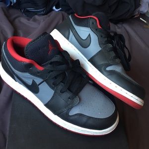 Air Jordan 1's low