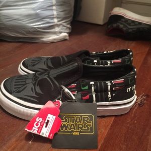 New Vans Str Wars Slip Ons