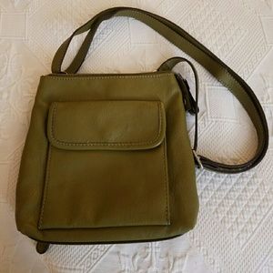 RELIC Crossbody purse