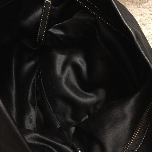 EXTRA PICS - Picture 2 of 3