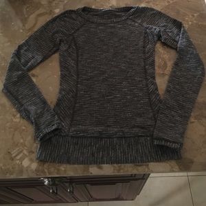 Lululemon textured long sleeve, size.