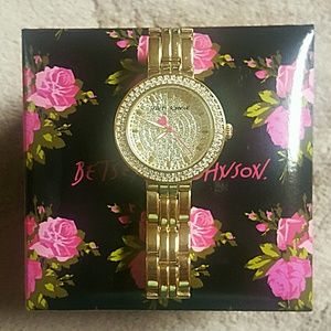 Price drop! 💲⬇Betsey Johnson watch