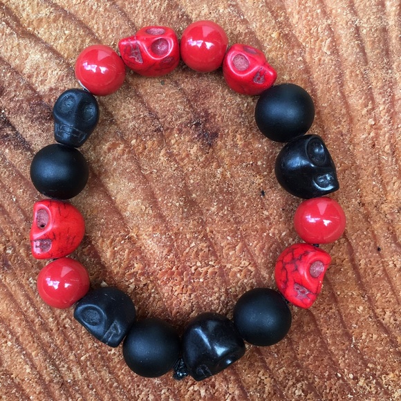 Red and Black Howlite Skull Beaded Bracelet