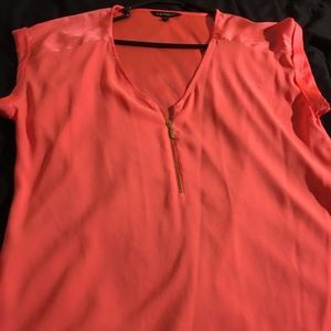 V Neck Express shirt