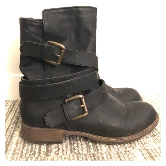 Black boots