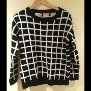 Black and white squared knit sweater