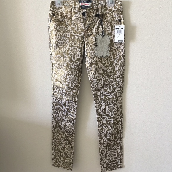 🎄 HOLIDAY SALE🎄Hot Kiss Shimmery Pants
