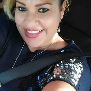 Meet your Posher, Lesly