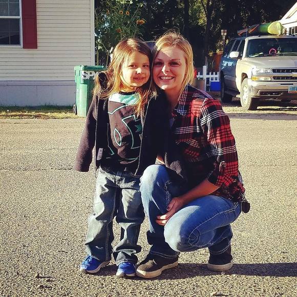 Meet your Posher, Lacy - Picture 1 of 1