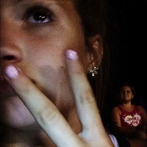 Meet your Posher, Amelia