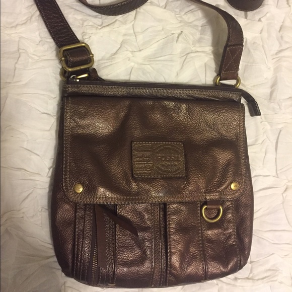 Gorgeous Fossil Crossbody with LOTS of pockets!