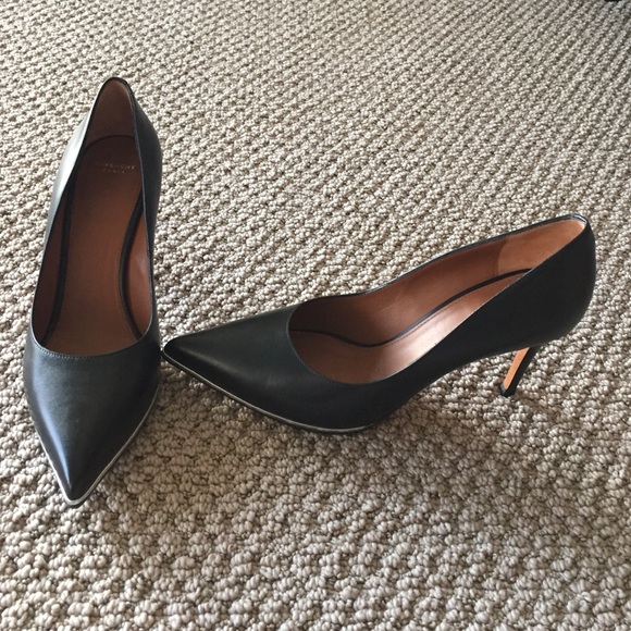 Givenchy black pumps