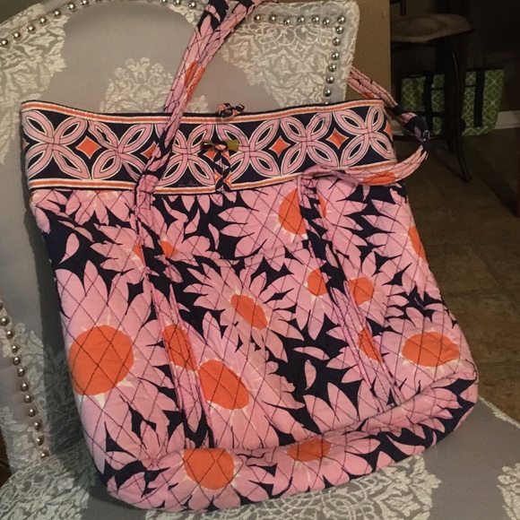 Vera Bradley tote