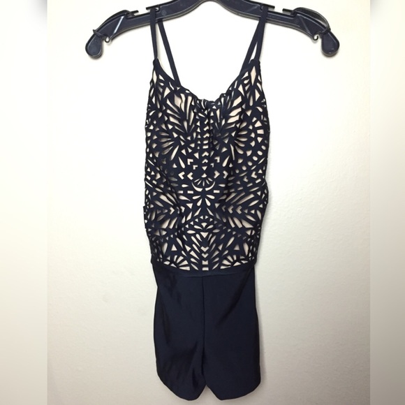 NWT Blue Life Fit Lasercut Jumper