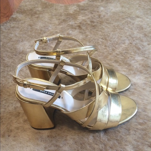 Metallic Gold Zara Basics Heel / Size 38 - Picture 1 of 3