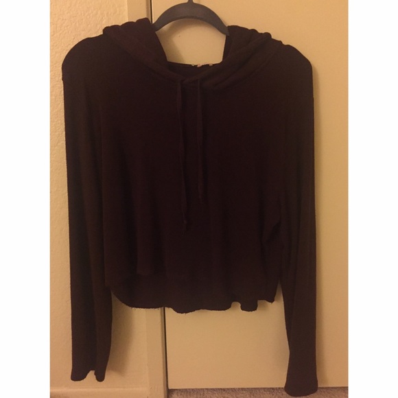 Brandy Melville Maroon Cropped Hoodie