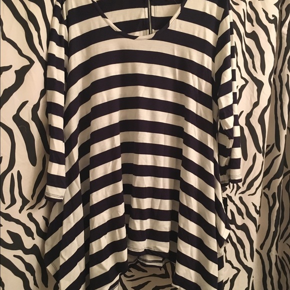 Black and white stripped dressy blouse😍
