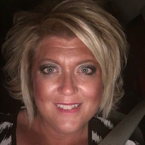 Meet your Posher, Kari