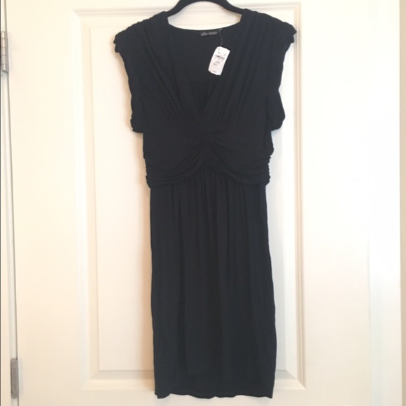NEW Black Ella Moss Dress