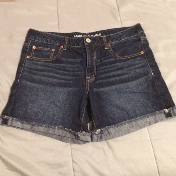 Like new American Eagle Jean Shorts.