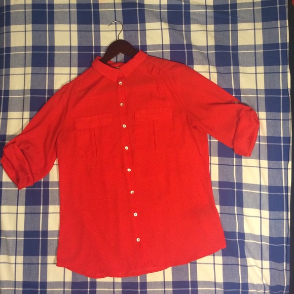 H&M red long sleeve button down blouse