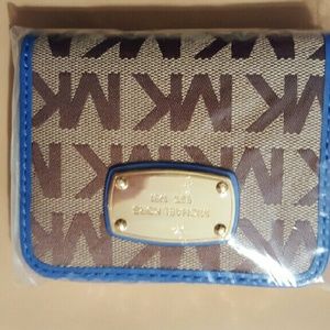NWT Michael Kors Wallet
