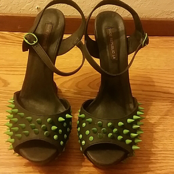 Neon green spiked heel-less shoe