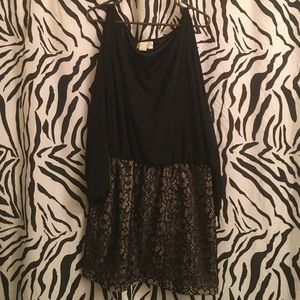 Black long sleeve dress with nude flows bottom👌