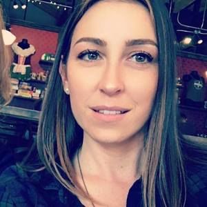 Meet your Posher, Lacey