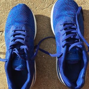 Nike Blue Snakeskin Air Max Siren