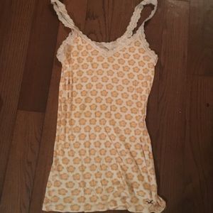 Hollister tank with yellow flowers