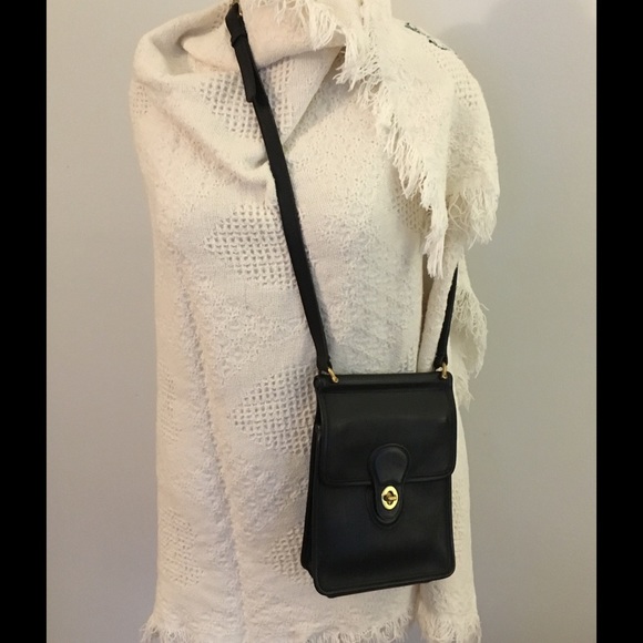Vintage COACH leather Station Bag