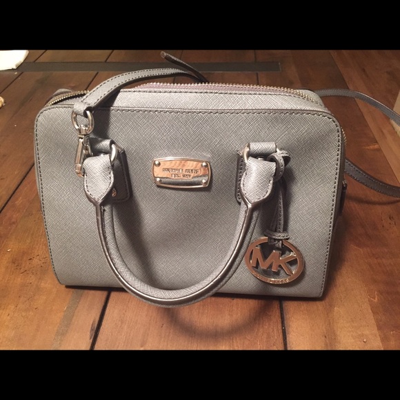 Michael Kors crossbody/hand bag