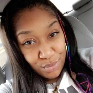 Meet your Posher, Candace