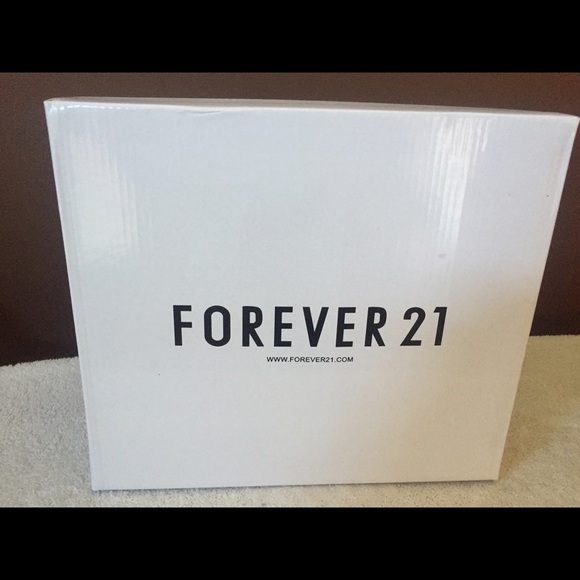 Burgundy/Maroon platform heels Forever 21 - Picture 2 of 3