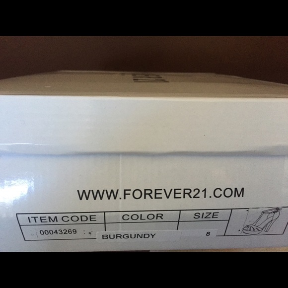 Burgundy/Maroon platform heels Forever 21 - Picture 3 of 3