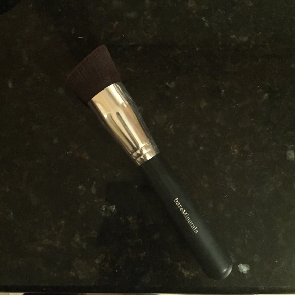 Bareminerals precision face brush - Picture 1 of 2