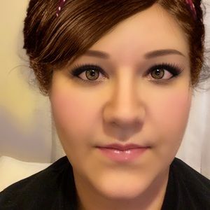 Meet your Posher, Tracy